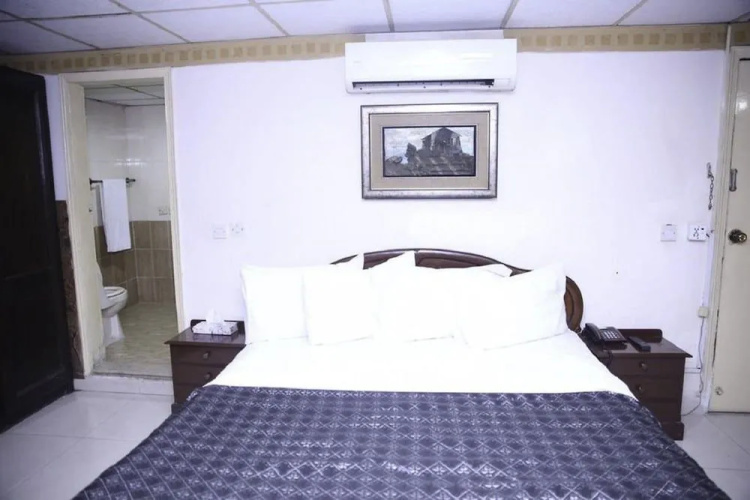 Mars Hotel