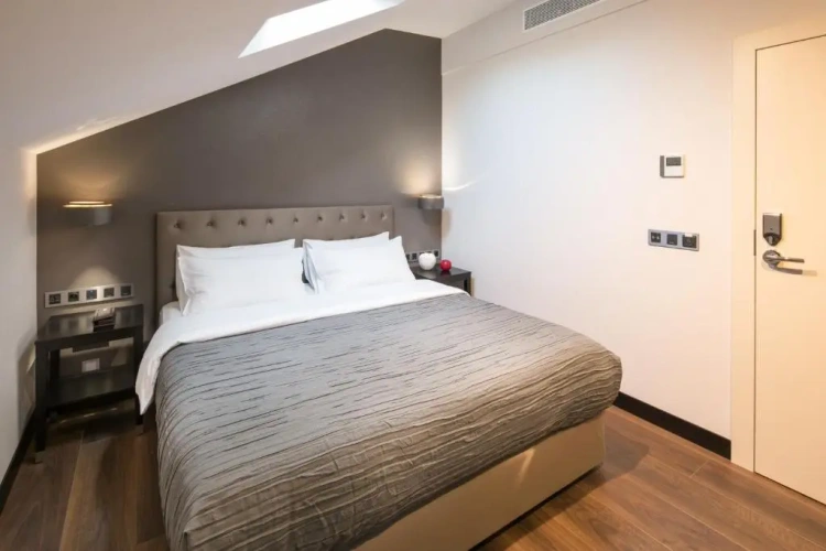 Small Double room