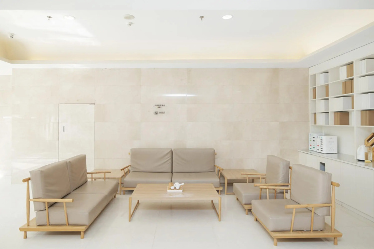 Ji Hotel (Xishao Gate Xian)
