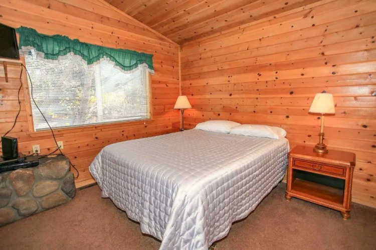 Lakeview Lodge #984 D