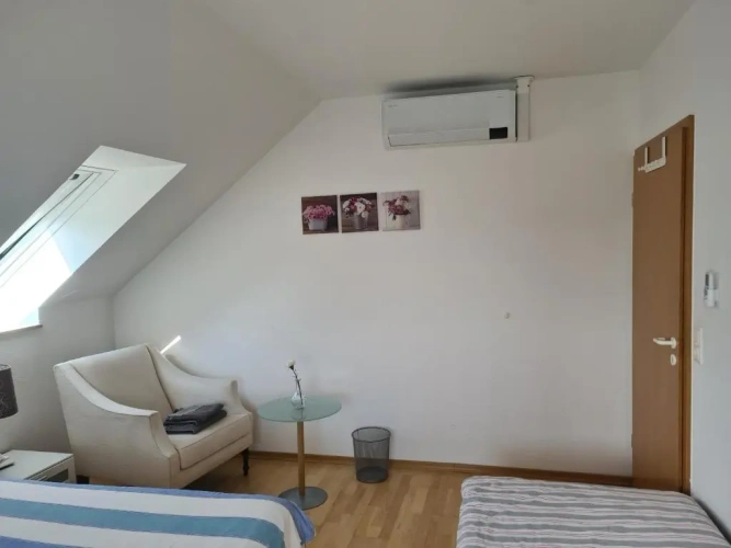 3 Bedrooms Apartment