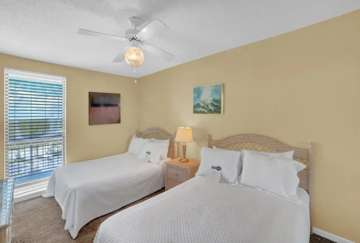 Pelican Pointe 805