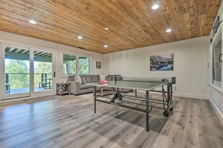 Airy Alpine Getaway w/ Lake Arrowhead Views!