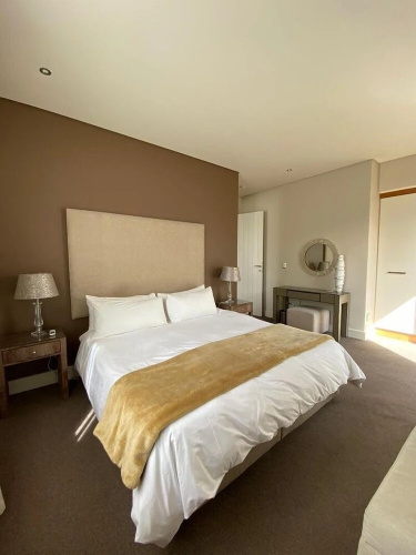 Marine Square Luxury Holiday Suites