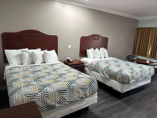 Deluxe Quadruple room