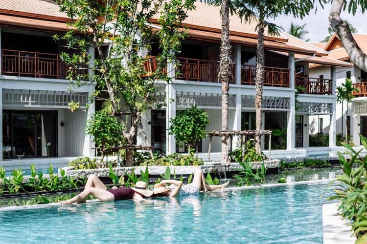 Deluxe Pool Access Twin room