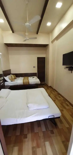 Hotel Manhar Residency - Hostel