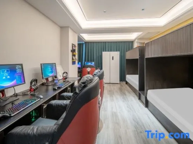 Bed in Dorm