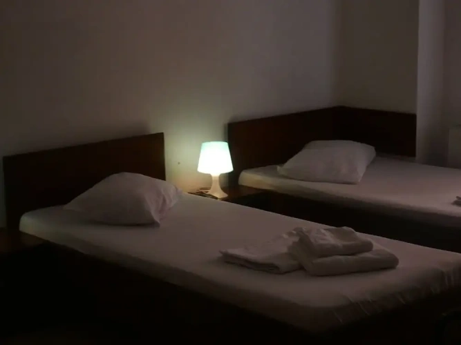Economy Triple room