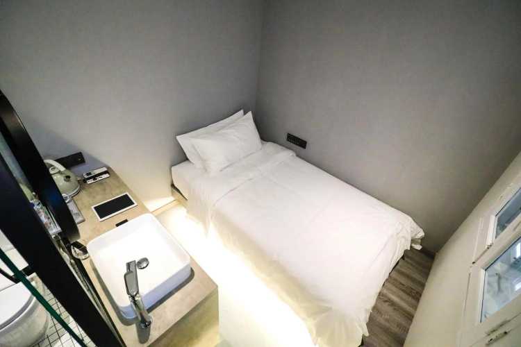 Rest Chinatown Hotel