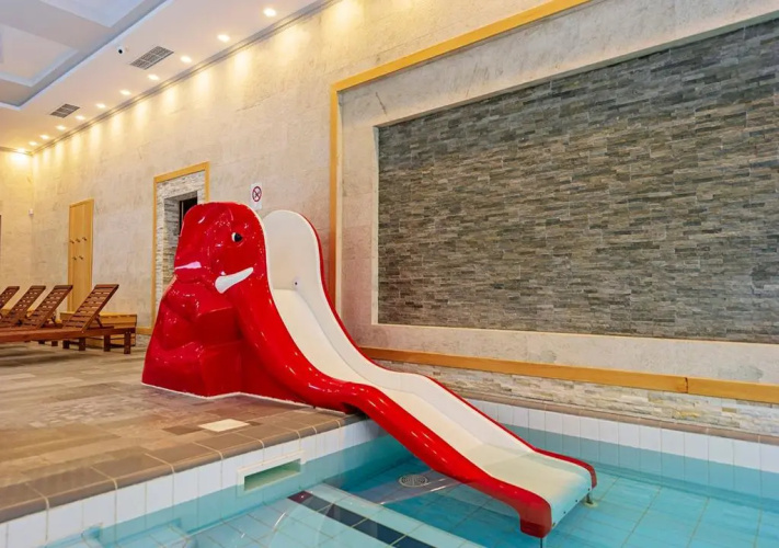 7 Pools Spa Boutique