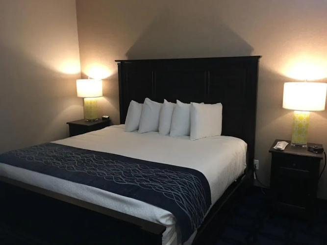 Riverside Inn Hannibal