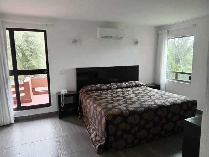 Economy room