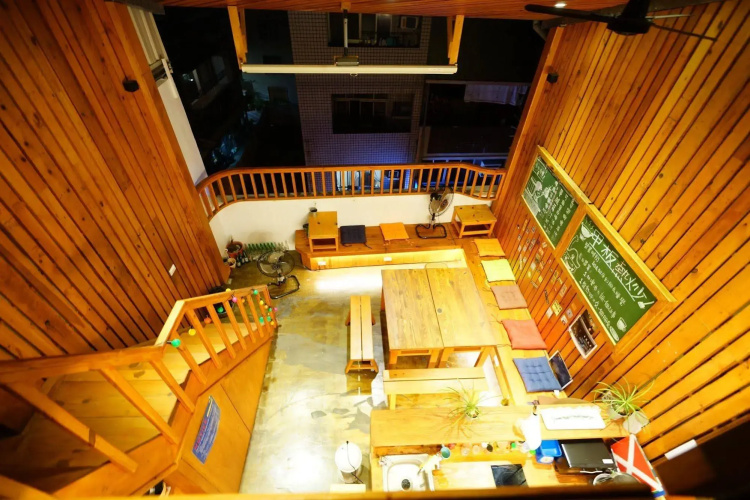 Dock Inn Tainan