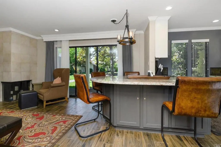 40% OFF Spectacular 1BD Suite inside Silverado