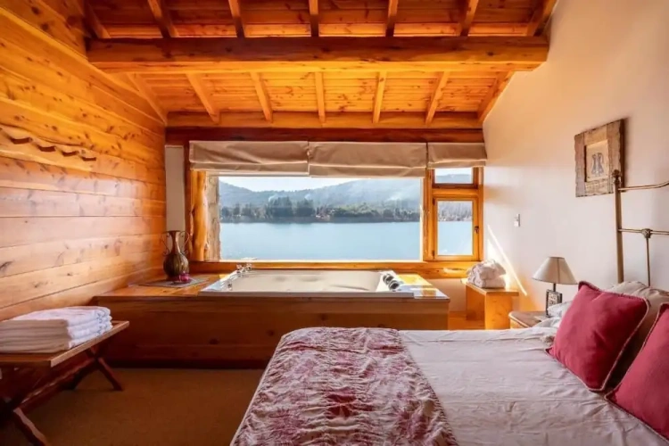 Superior Bungalow with balcony and with lake view