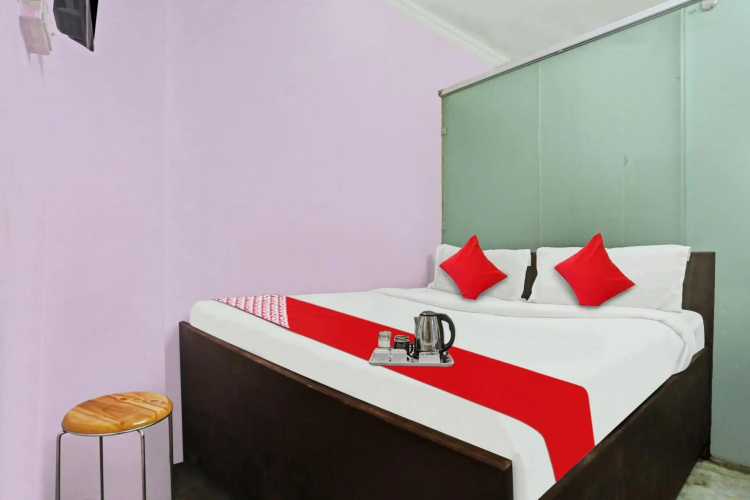 OYO Flagship 70367 Padam Residency