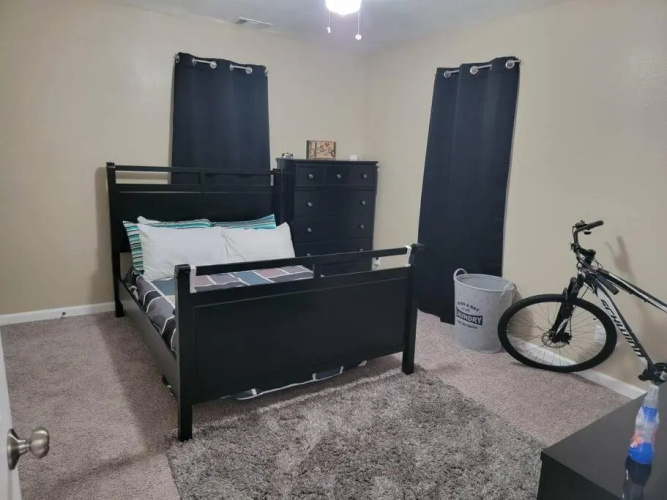 City Cottage 2BR/1BA Near Downtown