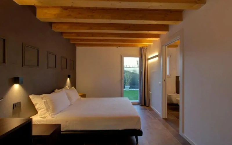 Standard Double room with garden view