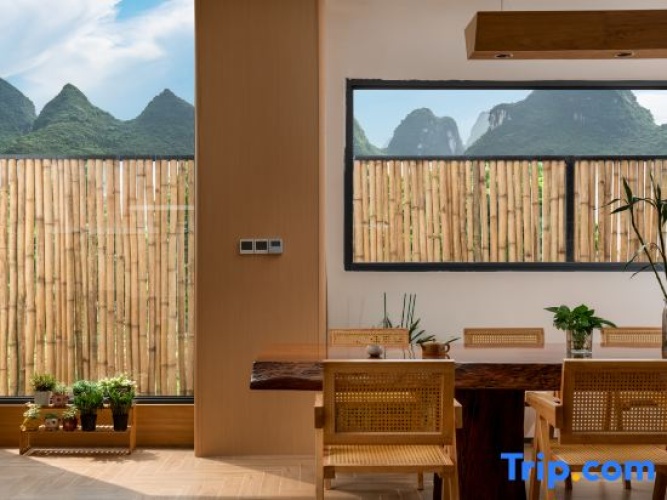 Shijian Homestay (Yangshuo Yulong River Qiangu Scene District Store)