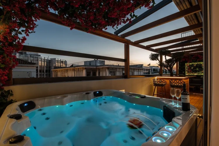 Deluxe Suite