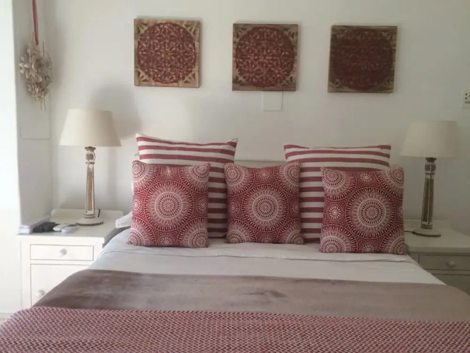 Breeze Inn Bed and Breakfast