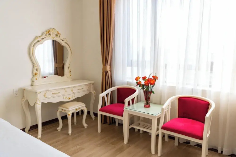 Grand Hill Apartment & Hotel