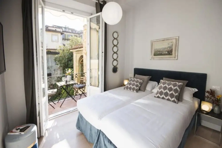 3 Bedrooms Apartment with balcony and with city view