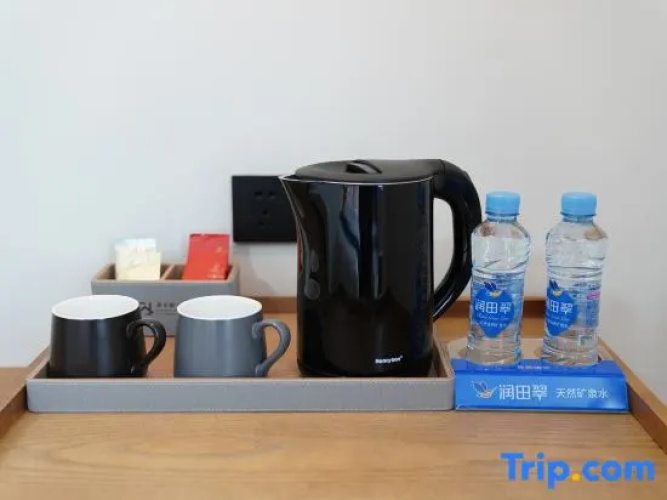 CHANGLV TRUEHOME SELECT  Hotel