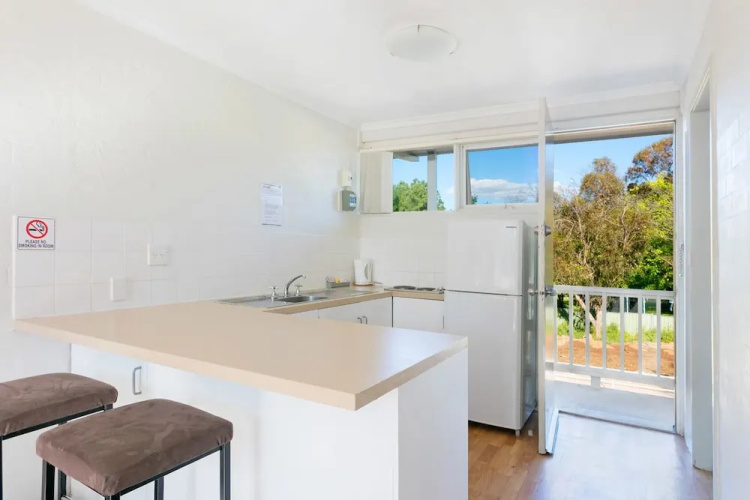 Summer East Serviced Apartments