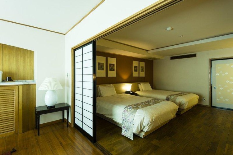 Twin Suite