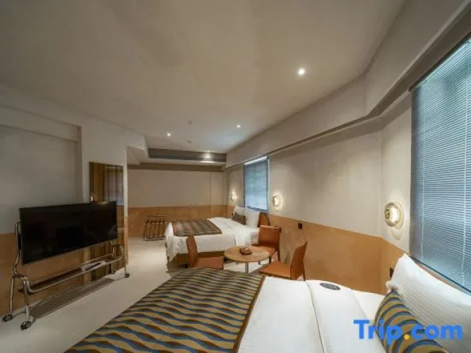 Deluxe Double room with city view