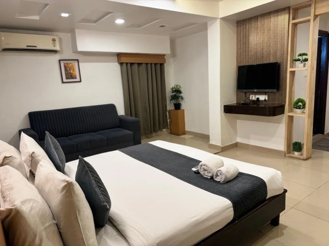 Classic Double room with city view