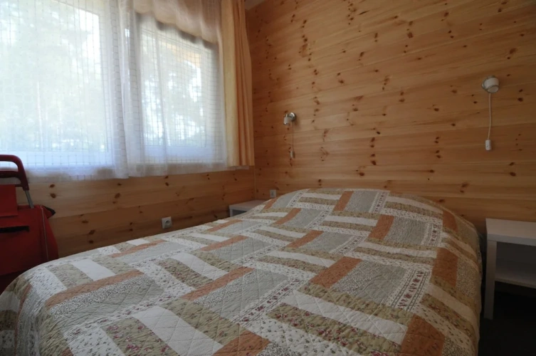 2 Bedrooms Comfort room
