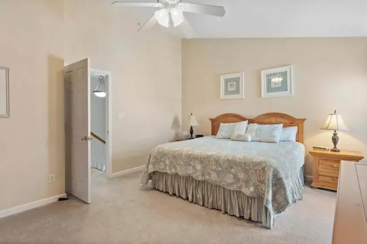 Creekside Getaway Stay for 8