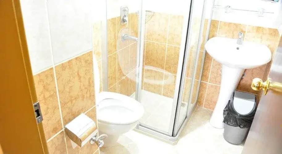 Hivas Hotel