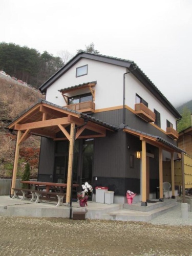2 Bedrooms Cottage