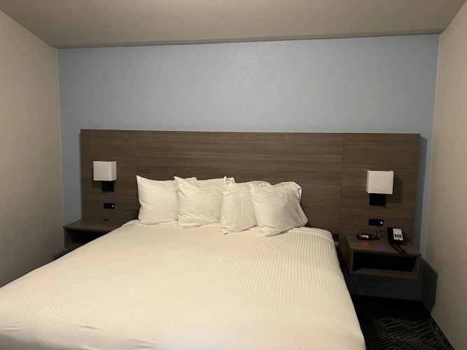 Standard Double Suite