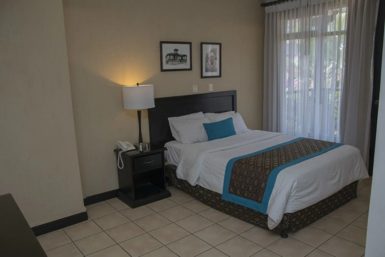 Hotel Colonial