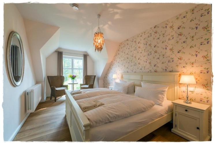 2 Bedrooms Cottage
