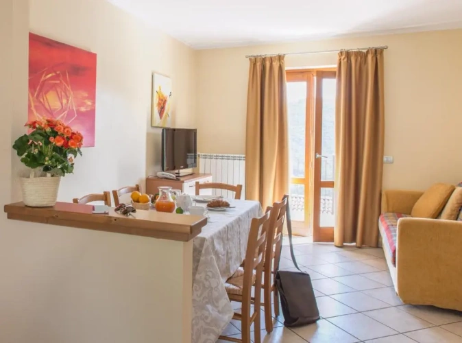 1 Bedroom Apartment