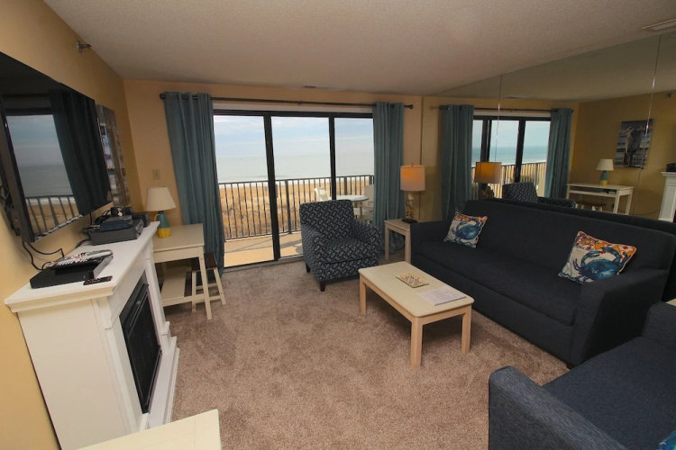 Sandy Square Resort By Kees Vacations