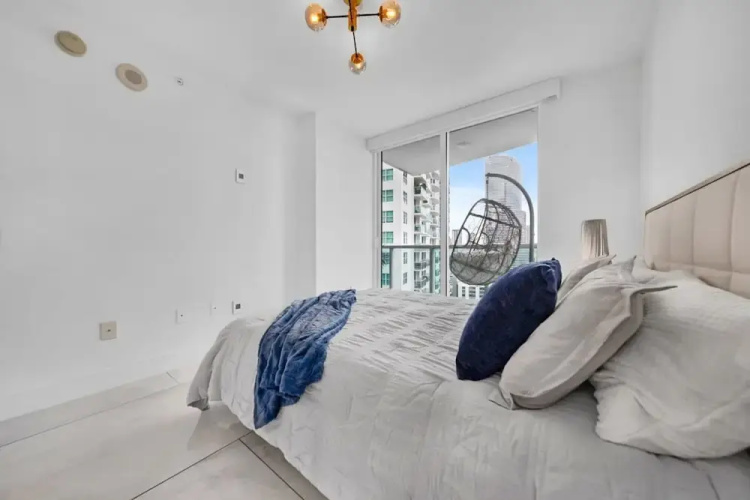 Sunbeam Plush 2 Story Loft
