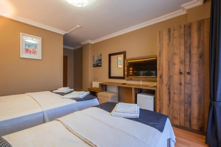 Platanus Hotel