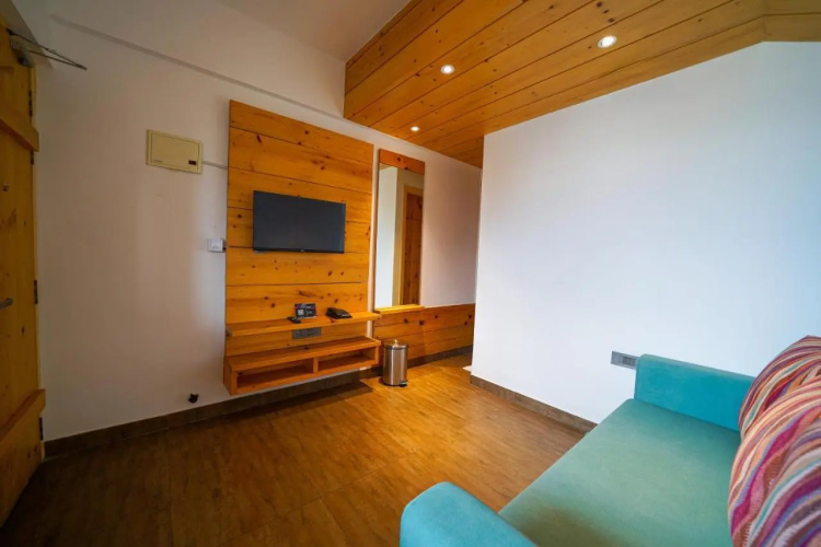 Open by Olive - Moka Hotel