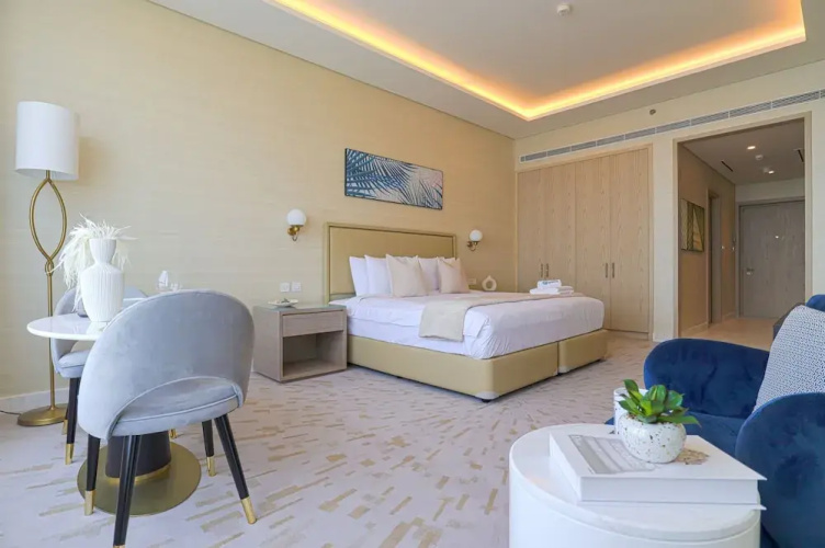 HiGuests - The Palm Tower