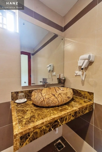 Luxury Quadruple room with city view