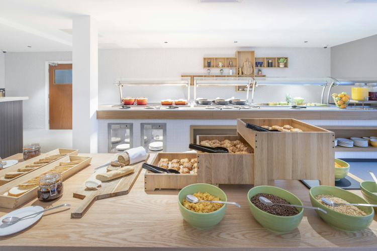 Holiday Inn Bristol Airport photo 14
