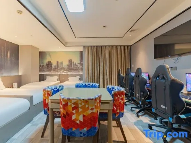 Standard Quintuple room