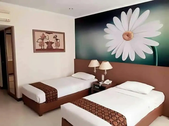 Economy room